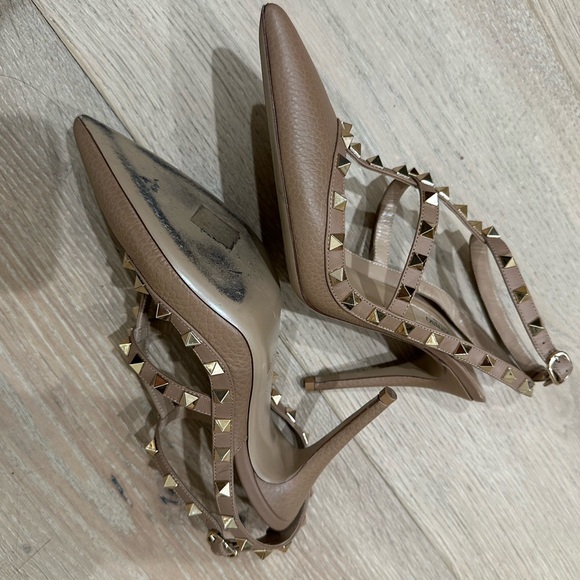 Valentino Rockstud T-Strap Pointed Toe Pump 37.5 - Picture 9 of 12